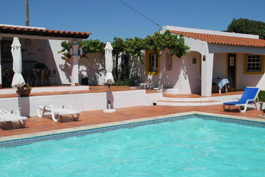 Casal Novo Guest House Sao Martinho do Porto Exterior photo